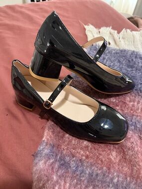 Patent Mary Jane Block Heel Pumps in Black